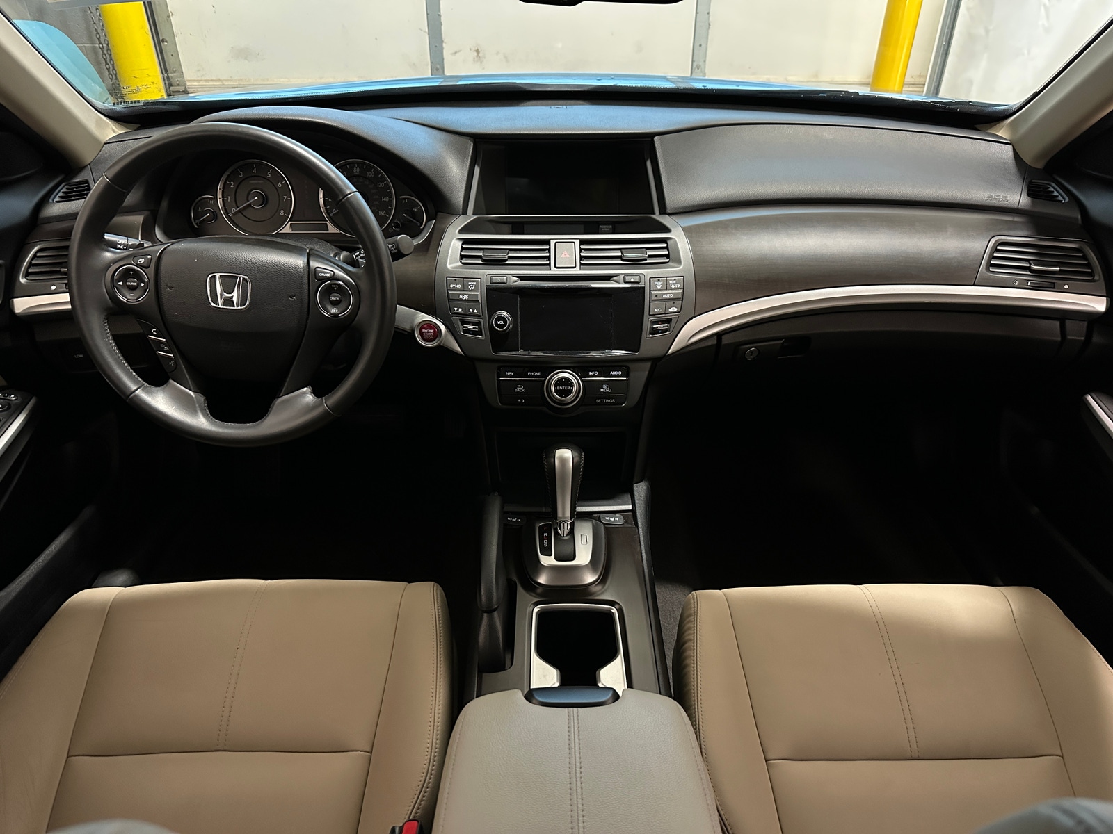 Thumbnail: 2014 Honda Crosstour - 2