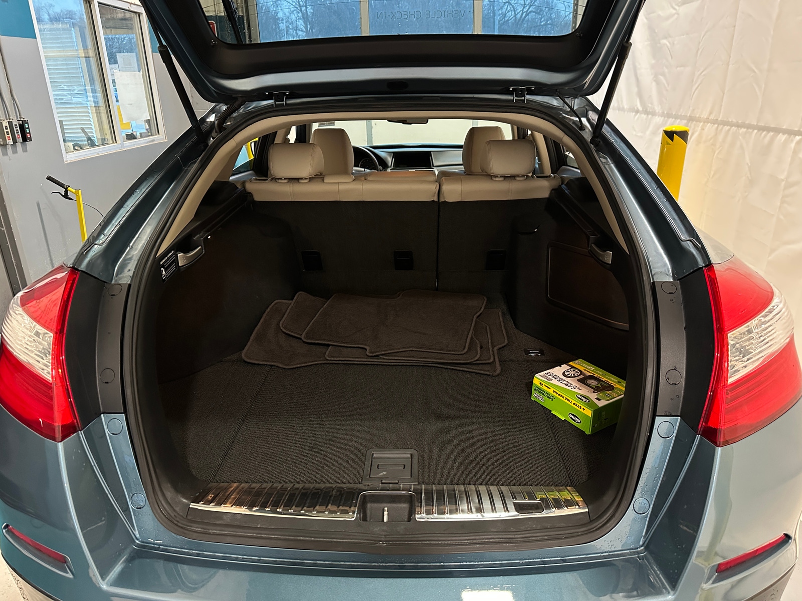 Thumbnail: 2014 Honda Crosstour - 6