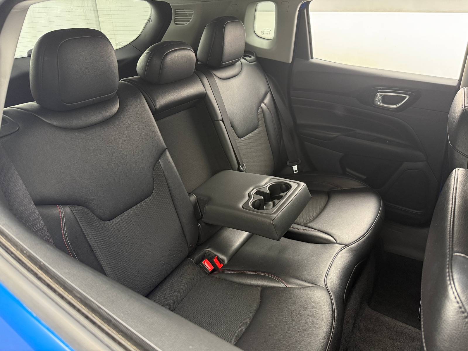 Thumbnail: 2022 Jeep Compass - 6