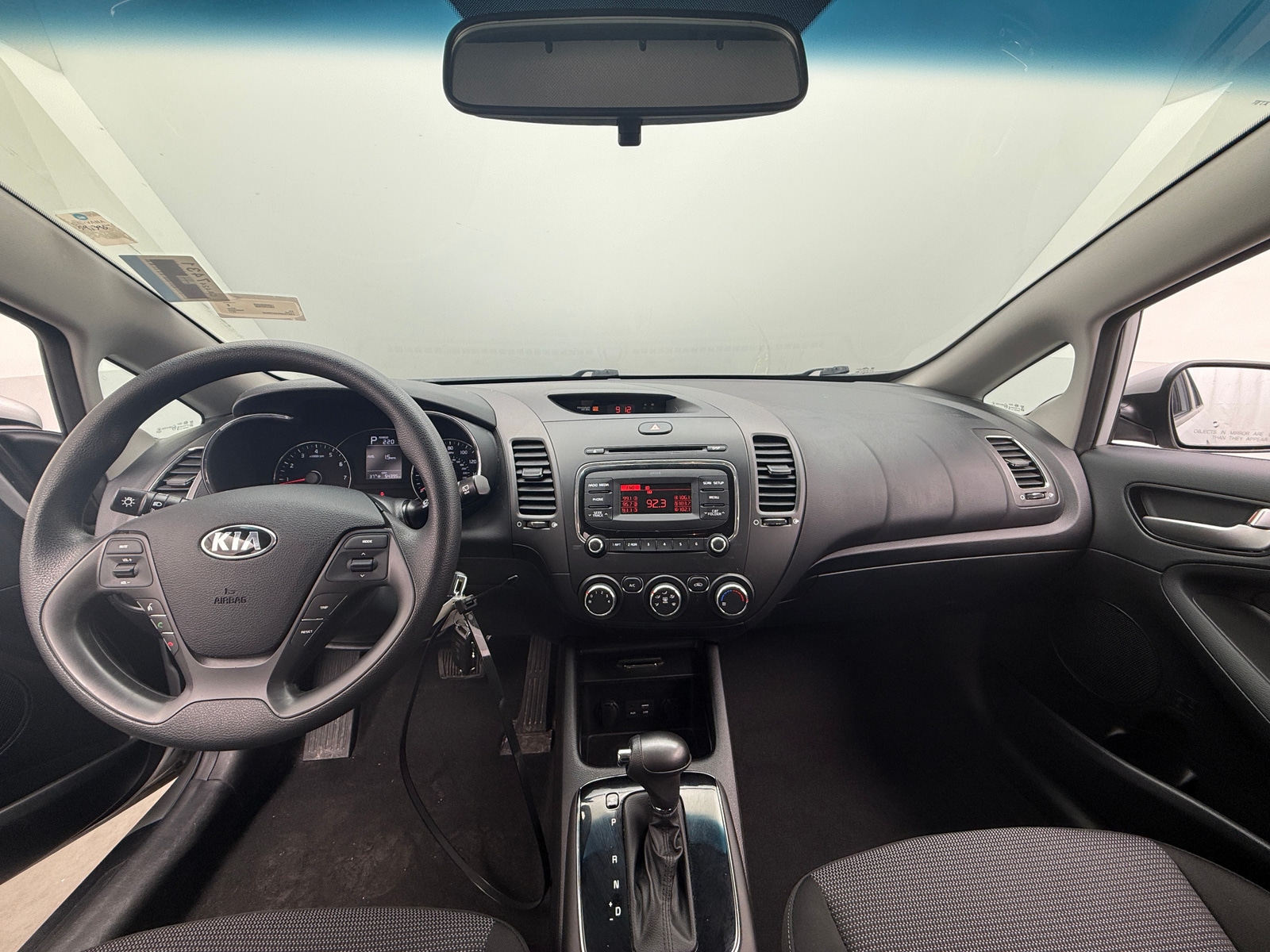 Thumbnail: 2017 Kia Forte - 3