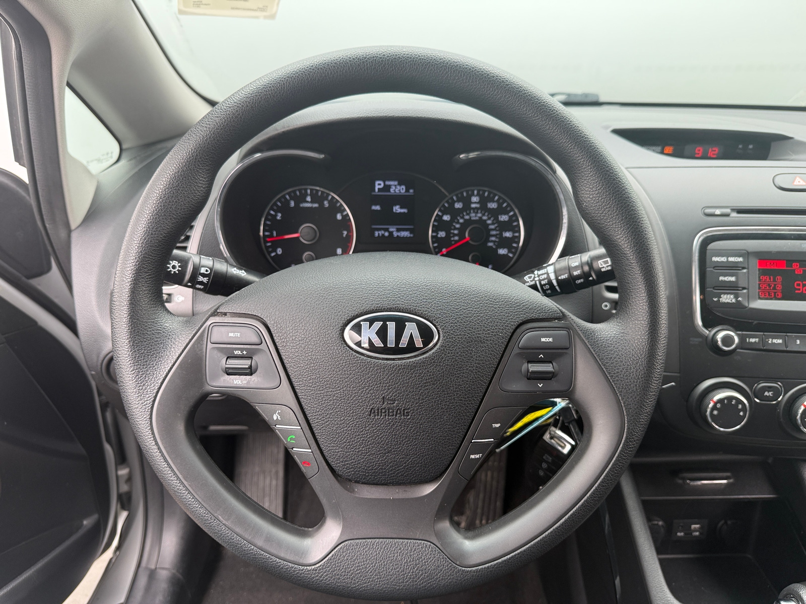 Thumbnail: 2017 Kia Forte - 5