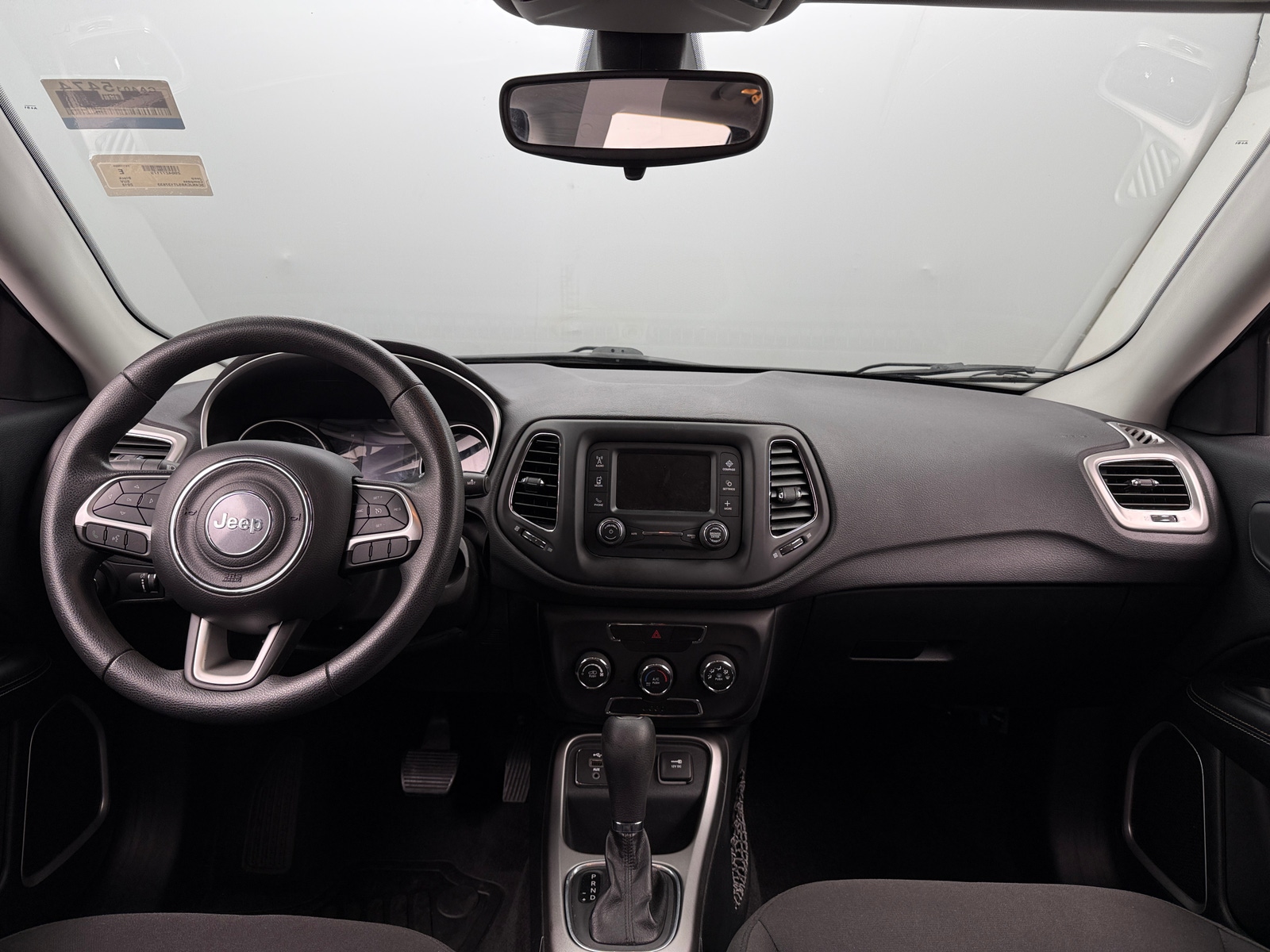 Thumbnail: 2018 Jeep Compass - 3