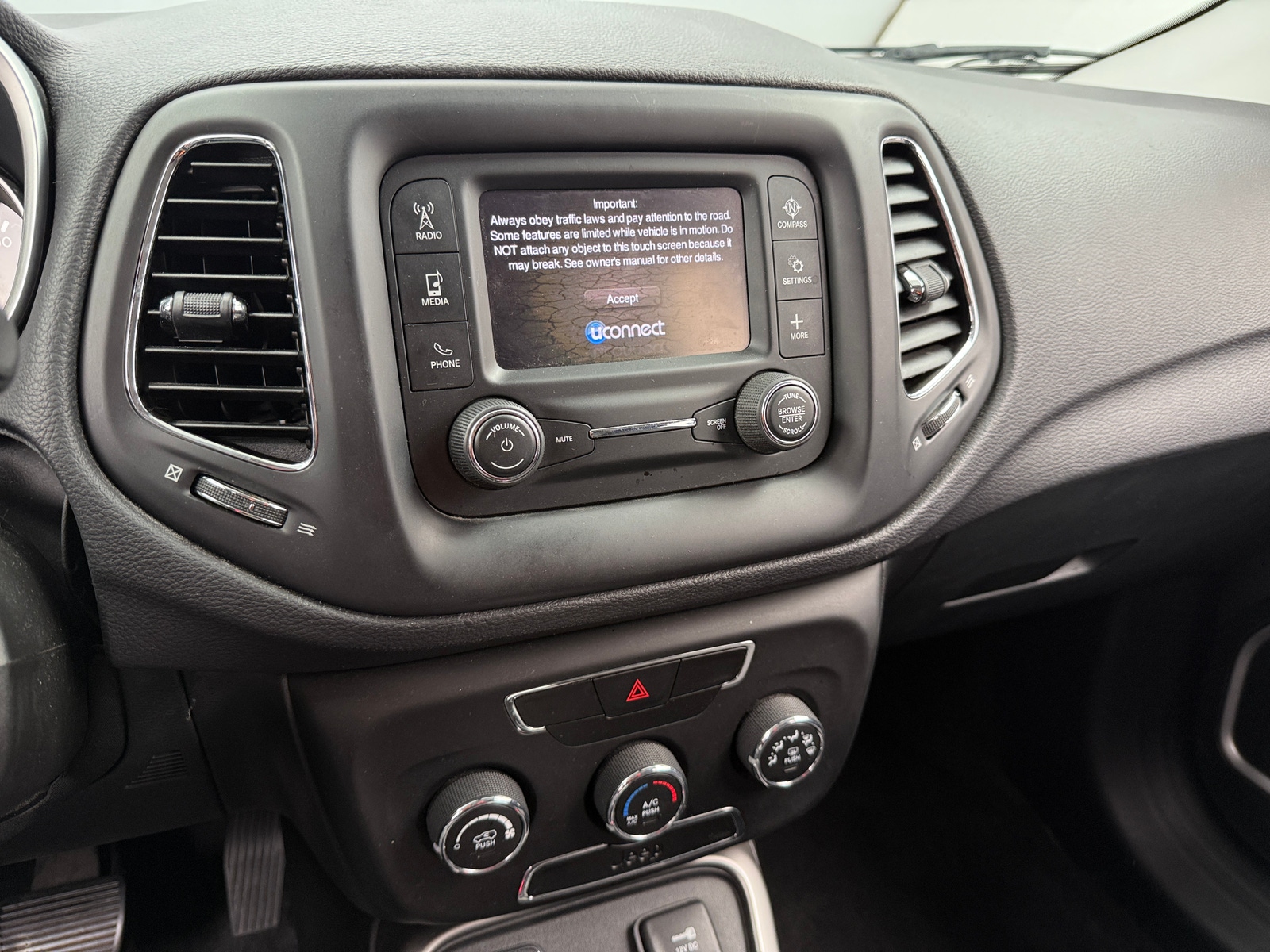 Thumbnail: 2018 Jeep Compass - 4