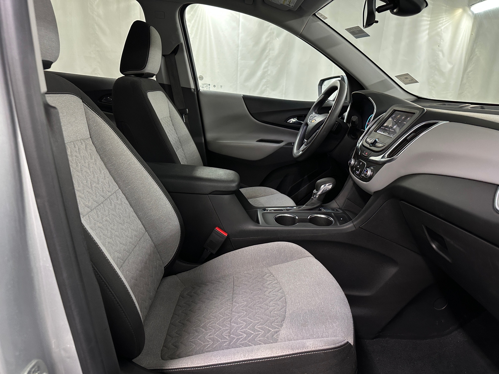 Thumbnail: 2022 Chevrolet Equinox - 2