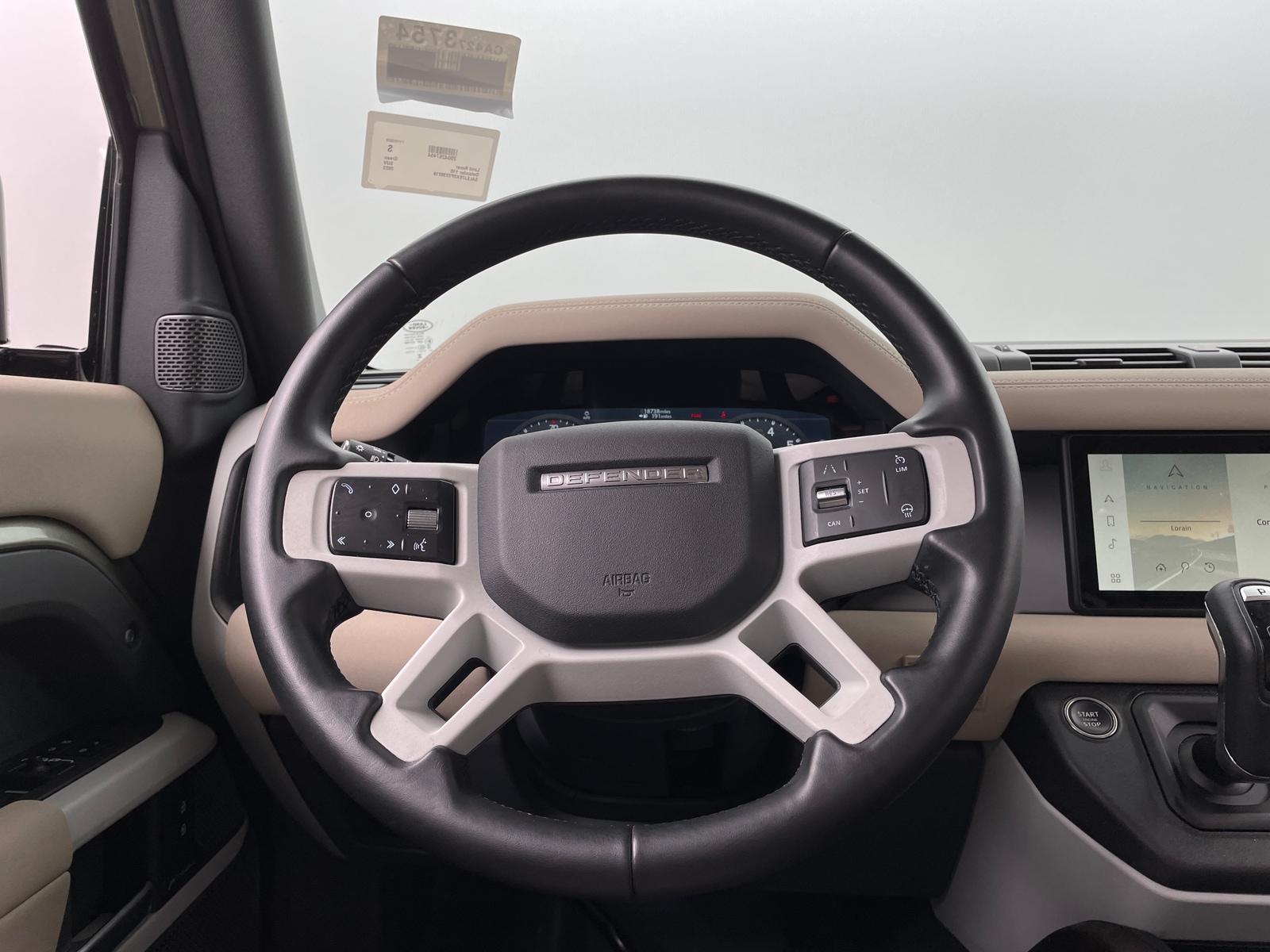 Thumbnail: 2023 Land Rover Defender - 4