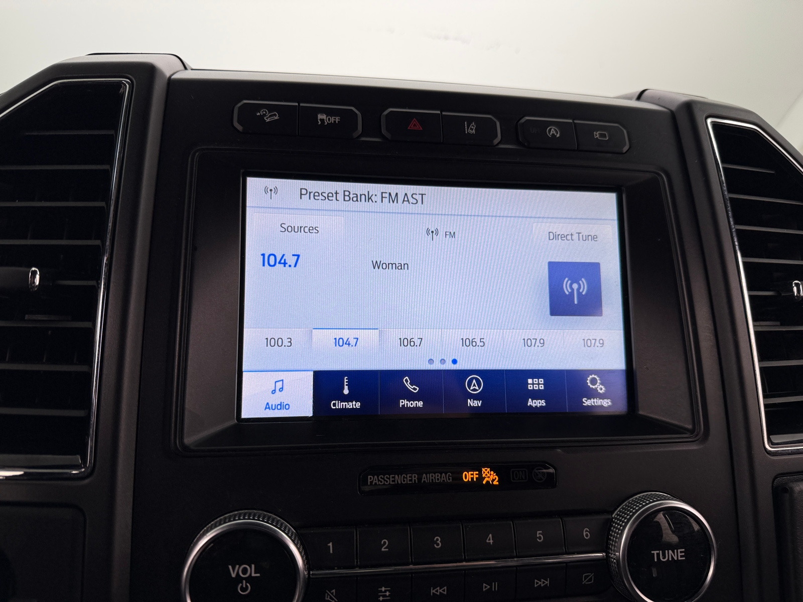 Thumbnail: 2020 Ford Expedition - 3