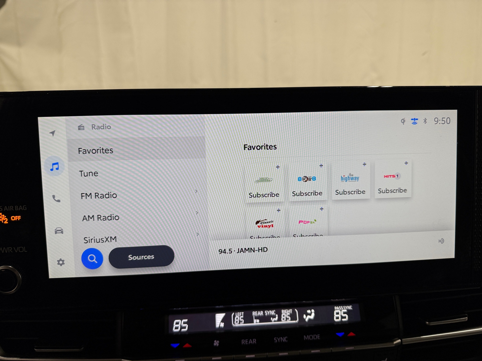 Thumbnail: 2025 Toyota Sienna - 3