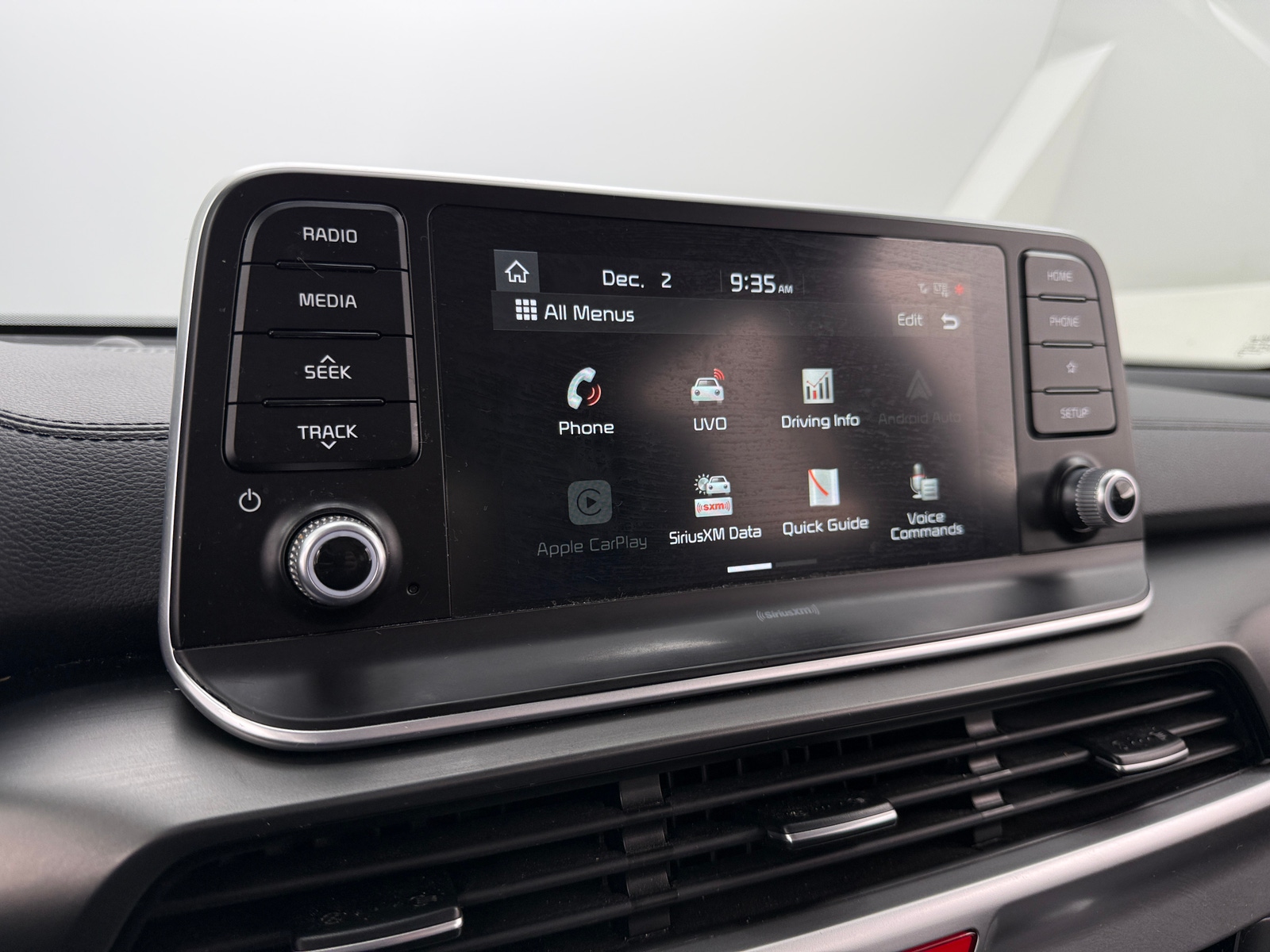 Thumbnail: 2020 Kia Telluride - 3