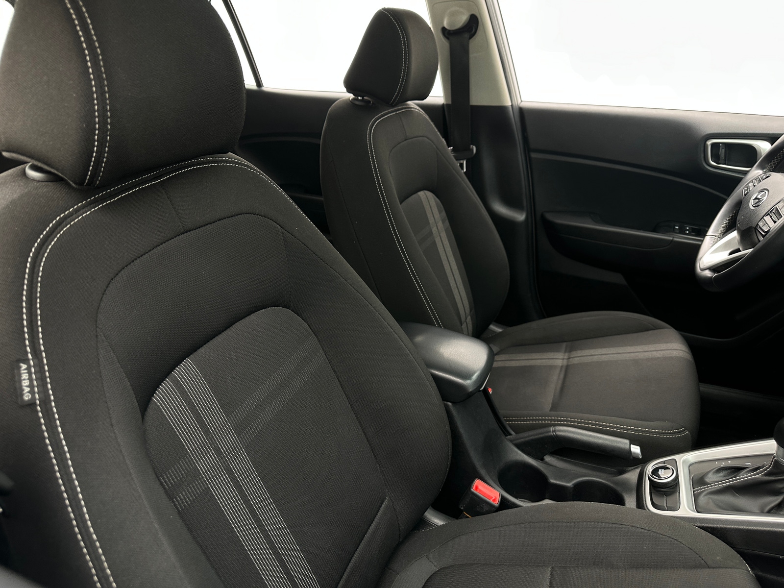 Thumbnail: 2024 Hyundai Venue - 2