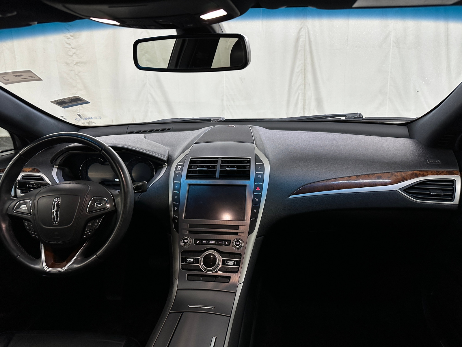 Thumbnail: 2018 Lincoln MKZ - 2