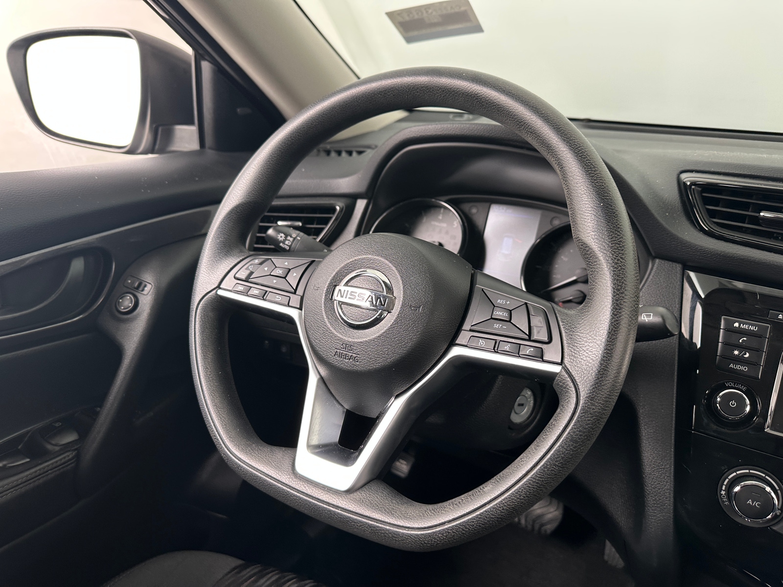 Thumbnail: 2019 Nissan Rogue - 5