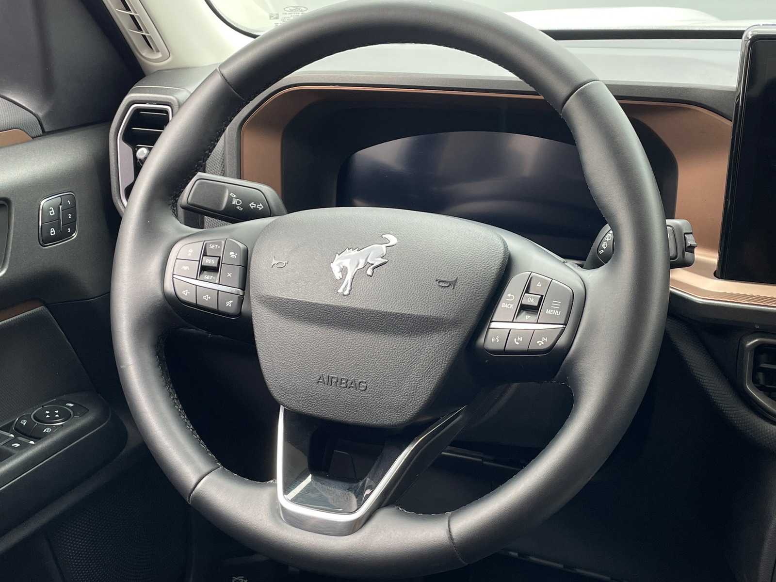 Thumbnail: 2025 Ford Bronco Sport - 4