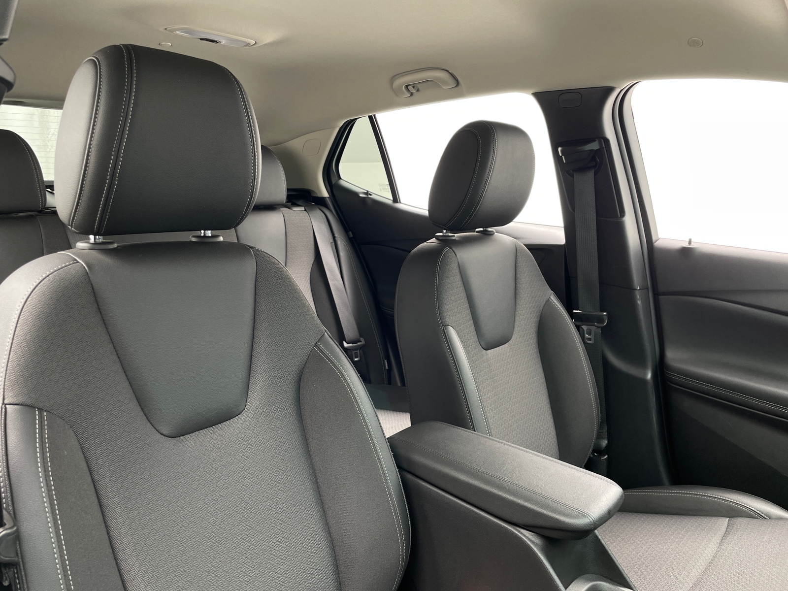 Thumbnail: 2025 Buick Encore GX - 2