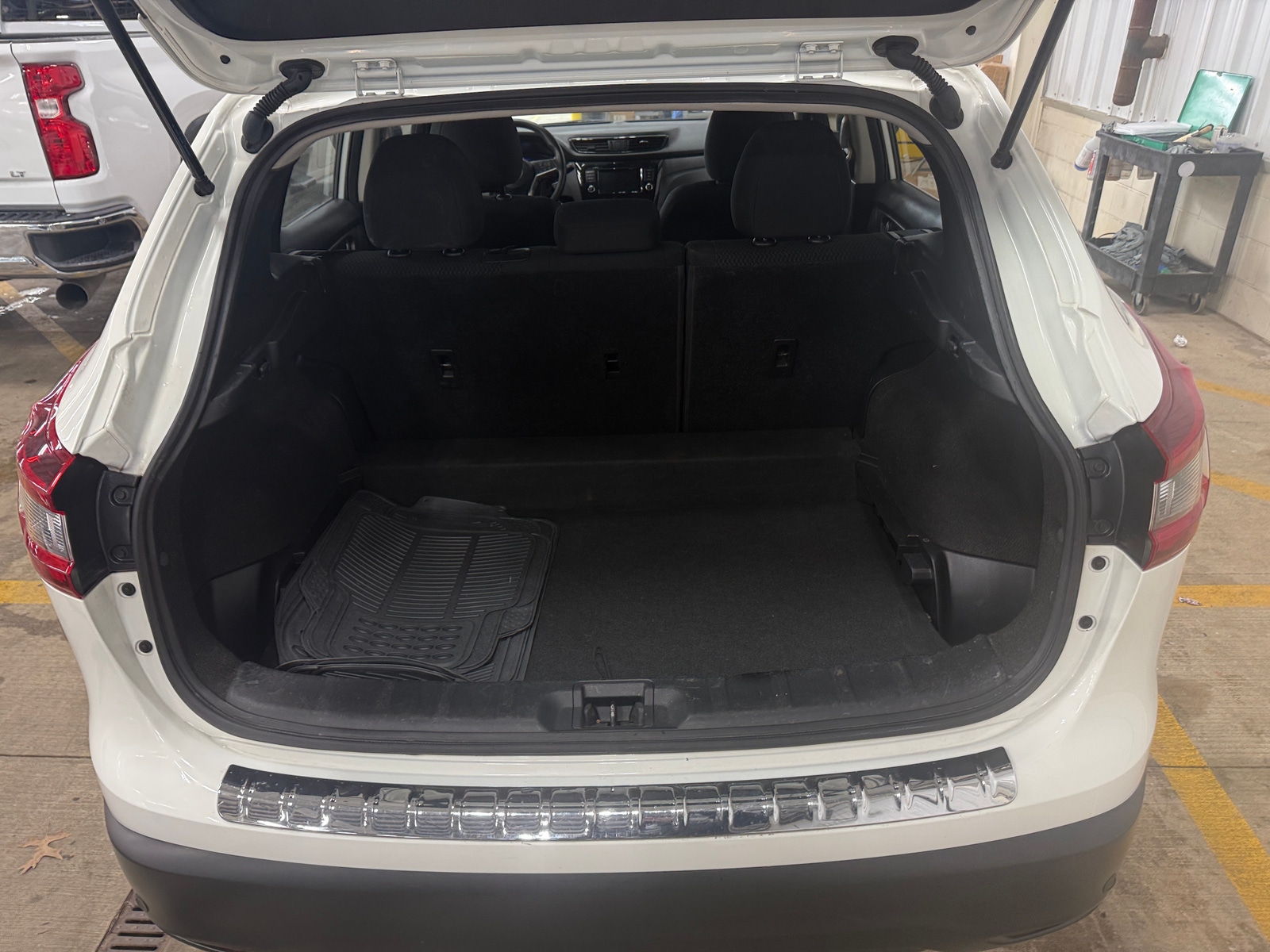 Thumbnail: 2020 Nissan Rogue Sport - 7