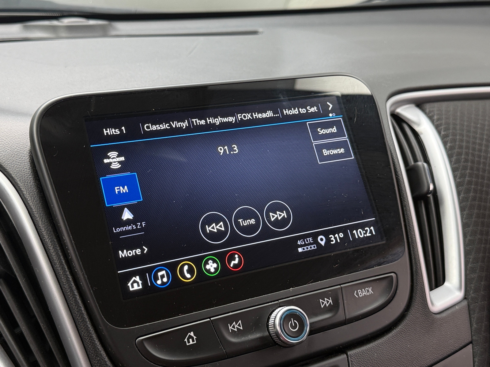 Thumbnail: 2024 Chevrolet Malibu - 4