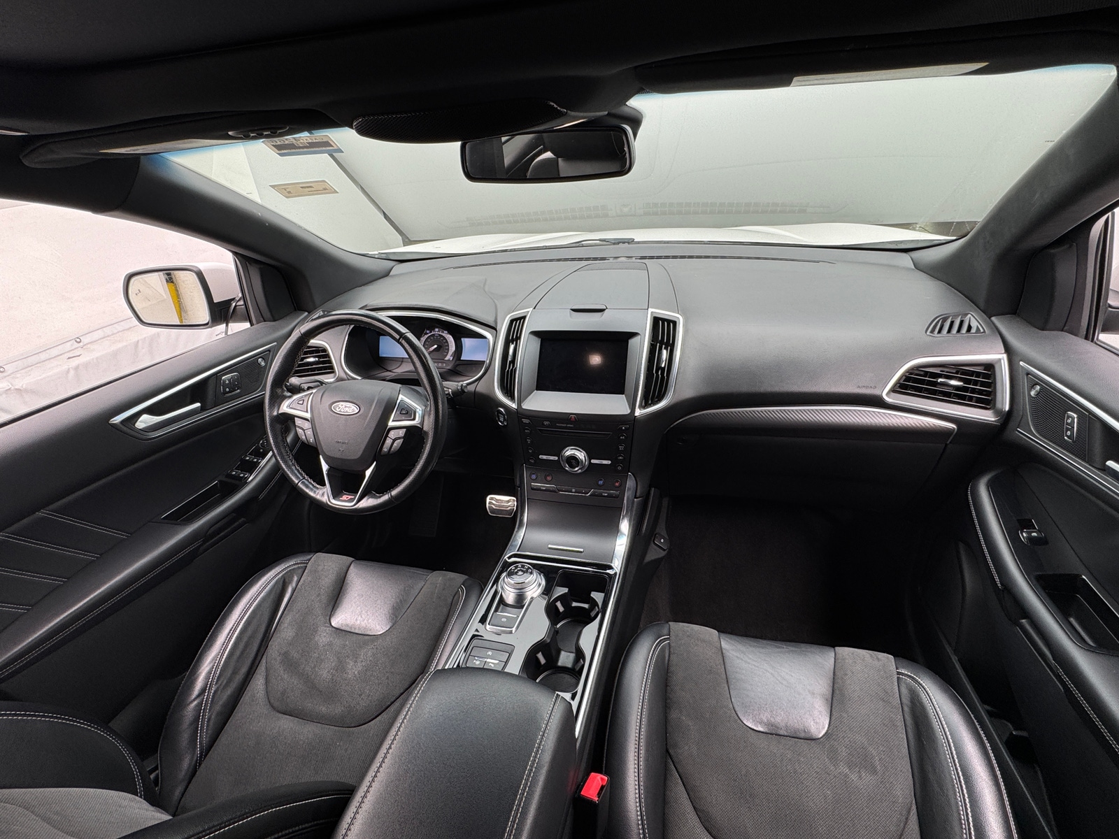 Thumbnail: 2019 Ford Edge - 2