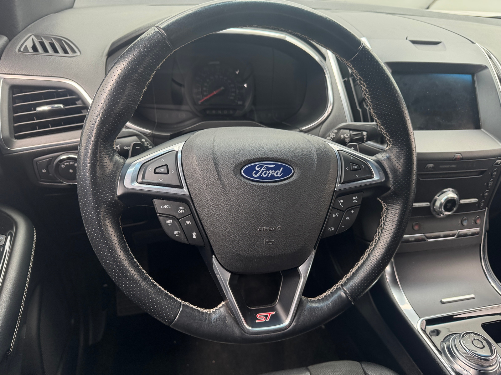 Thumbnail: 2019 Ford Edge - 4