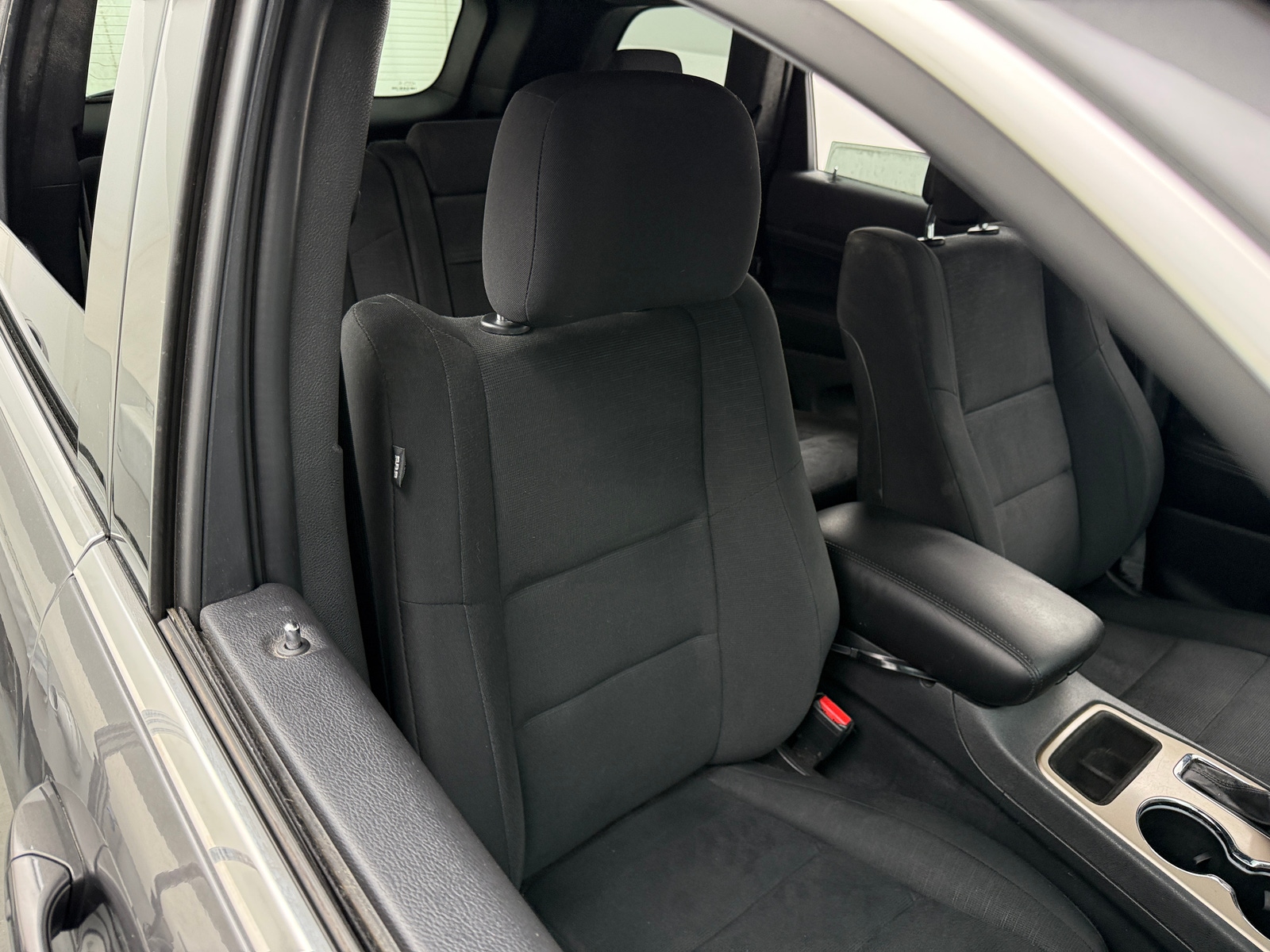 Thumbnail: 2017 Jeep Grand Cherokee - 2