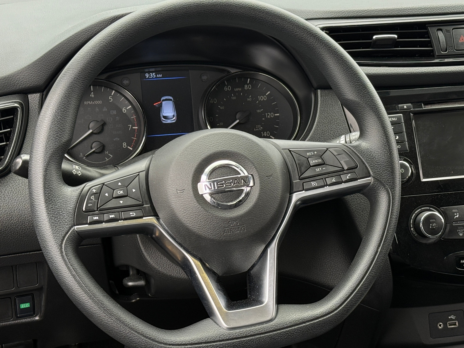 Thumbnail: 2019 Nissan Rogue Sport - 5