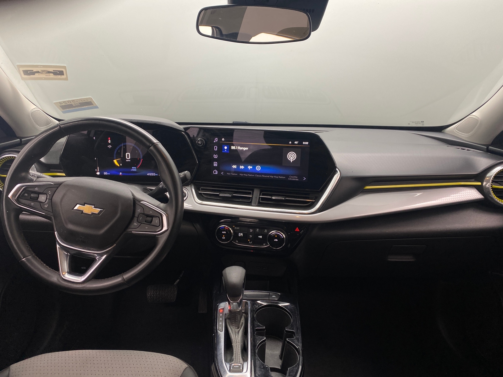 Thumbnail: 2024 Chevrolet Trax - 3