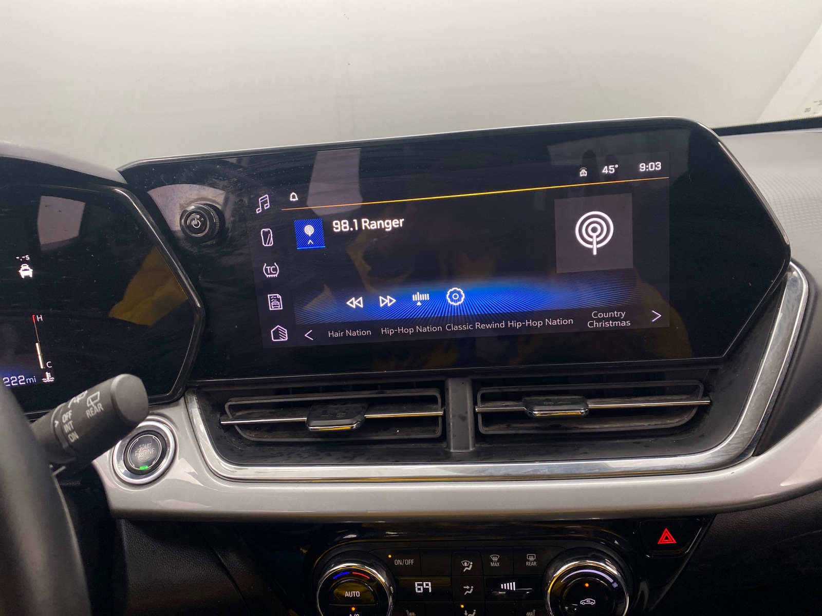 Thumbnail: 2024 Chevrolet Trax - 4