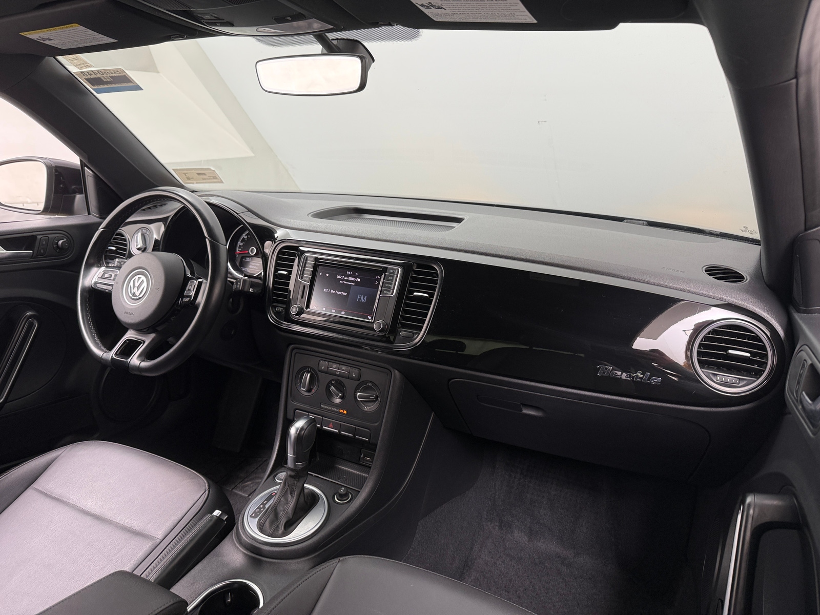 Thumbnail: 2018 Volkswagen Beetle - 2