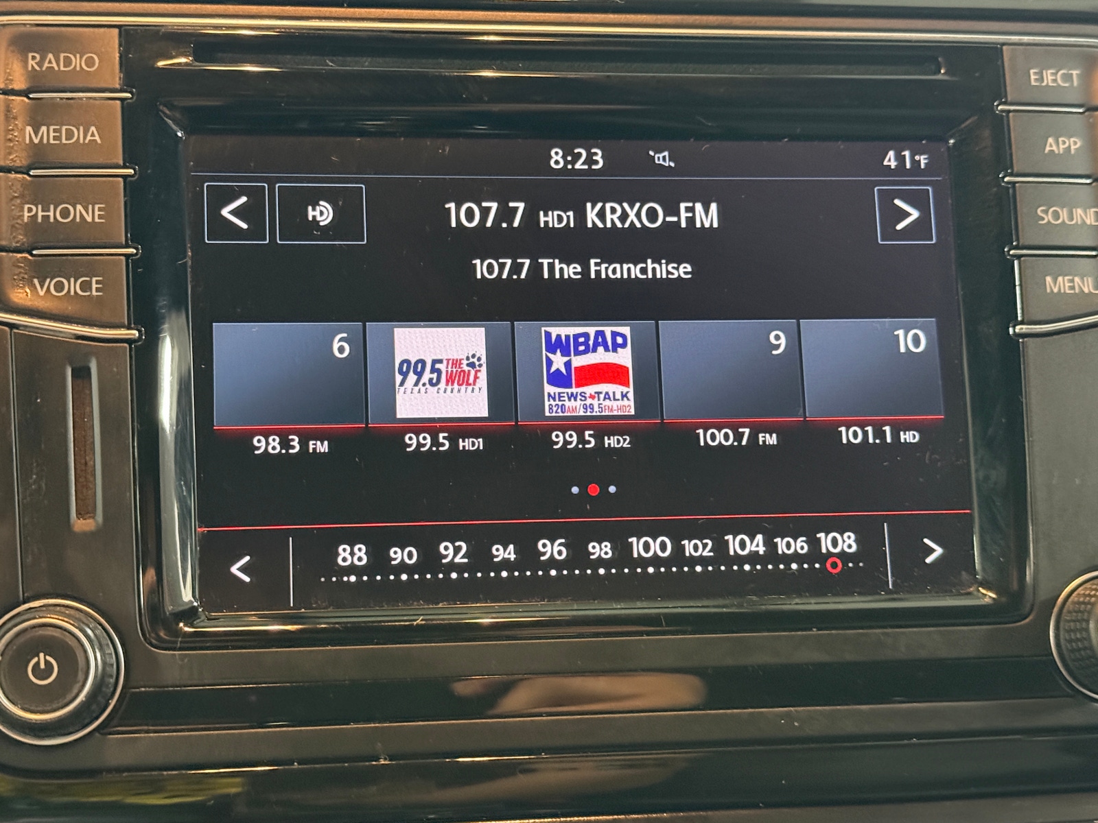 Thumbnail: 2018 Volkswagen Beetle - 3