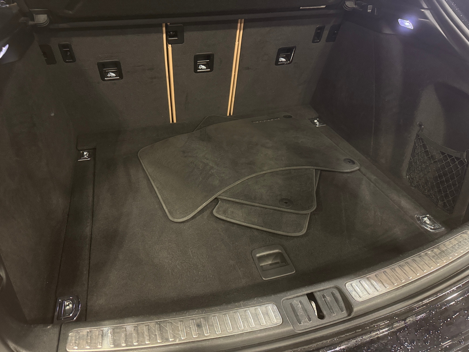 Thumbnail: 2018 Porsche Macan - 6