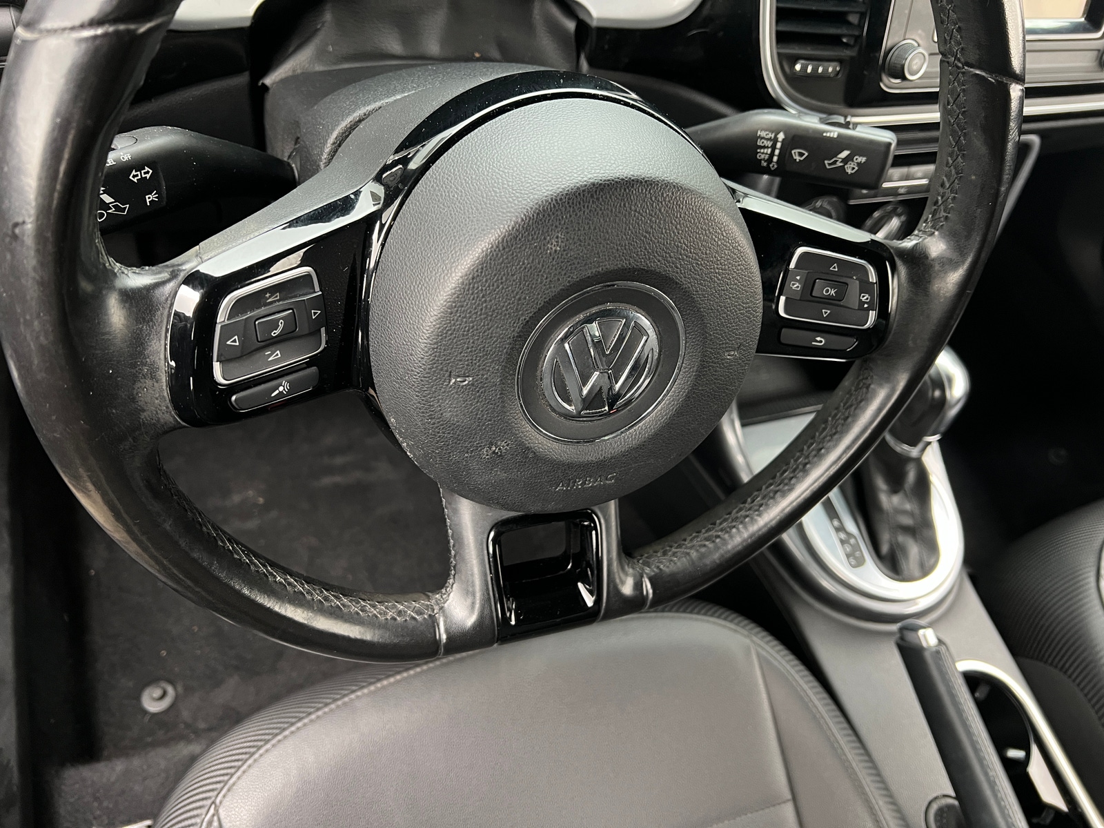 Thumbnail: 2017 Volkswagen Beetle - 5