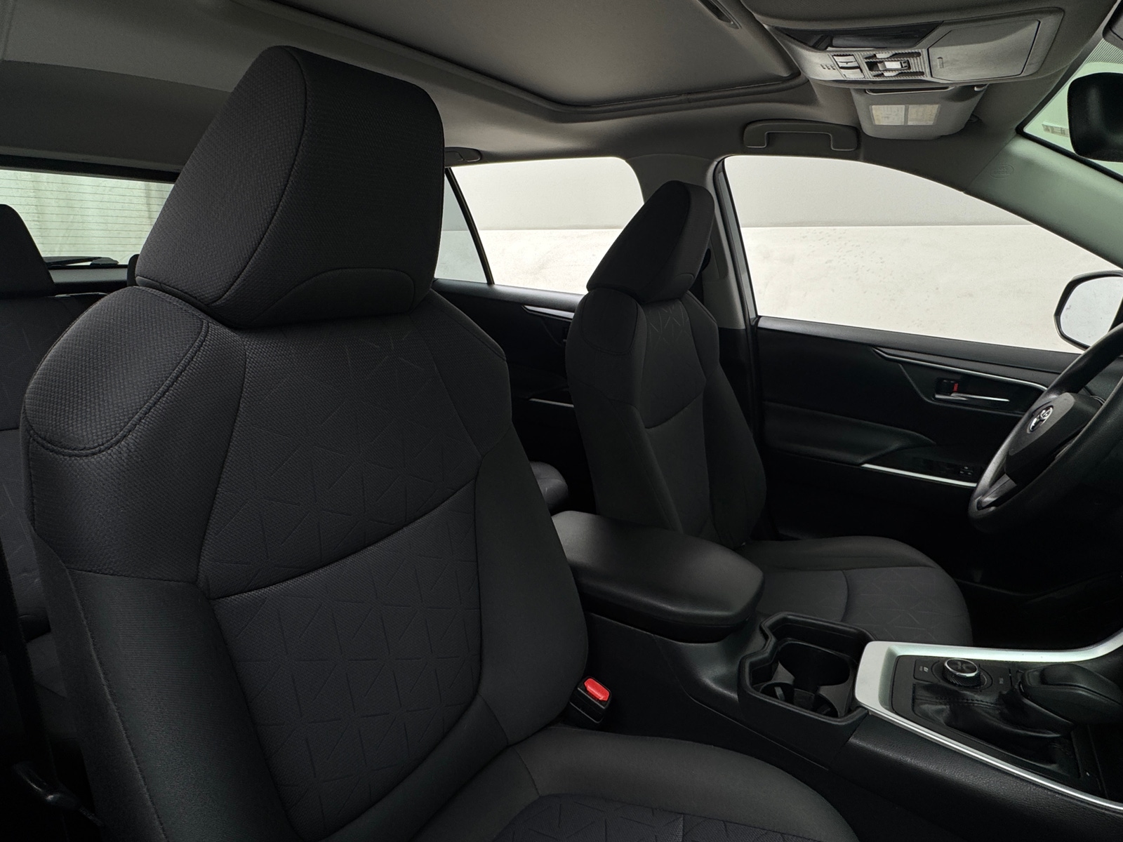 Thumbnail: 2020 Toyota RAV4 - 2