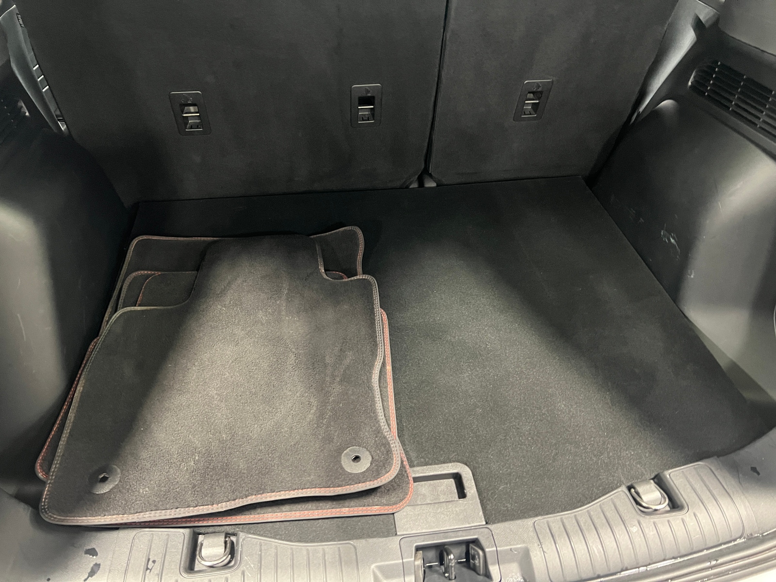 Thumbnail: 2023 Ford Escape - 6