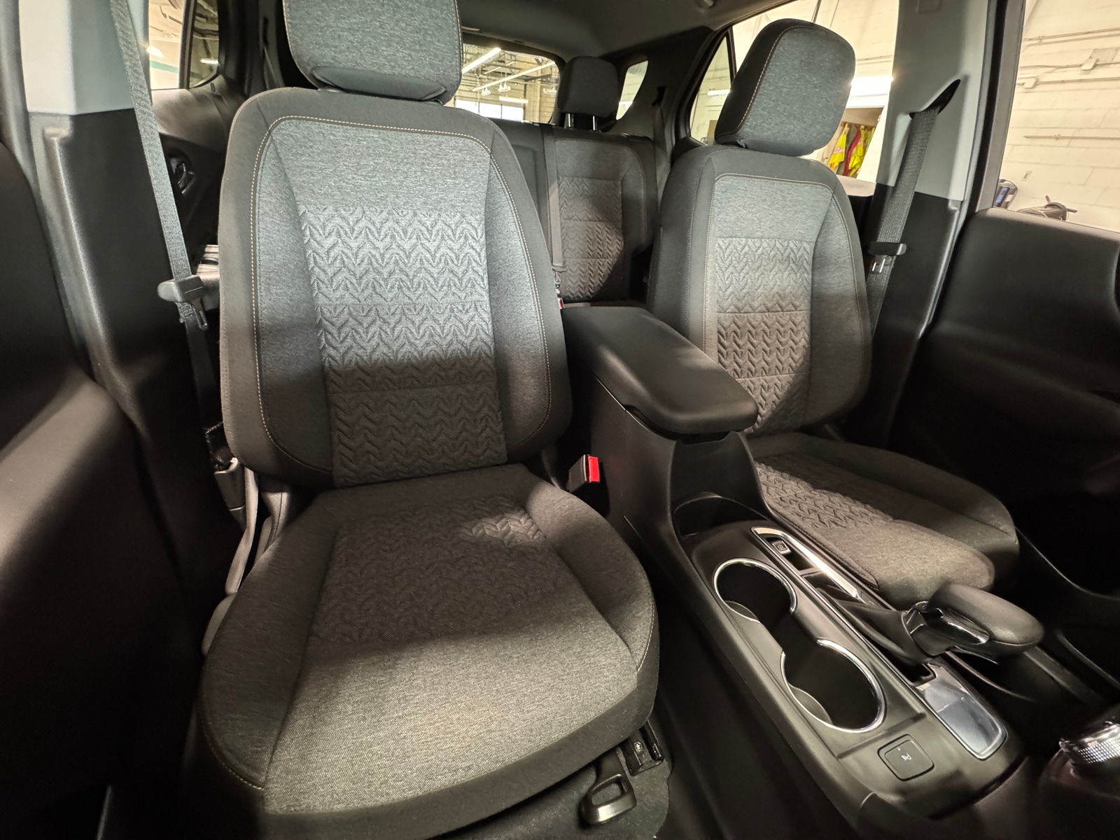 Thumbnail: 2022 Chevrolet Equinox - 2