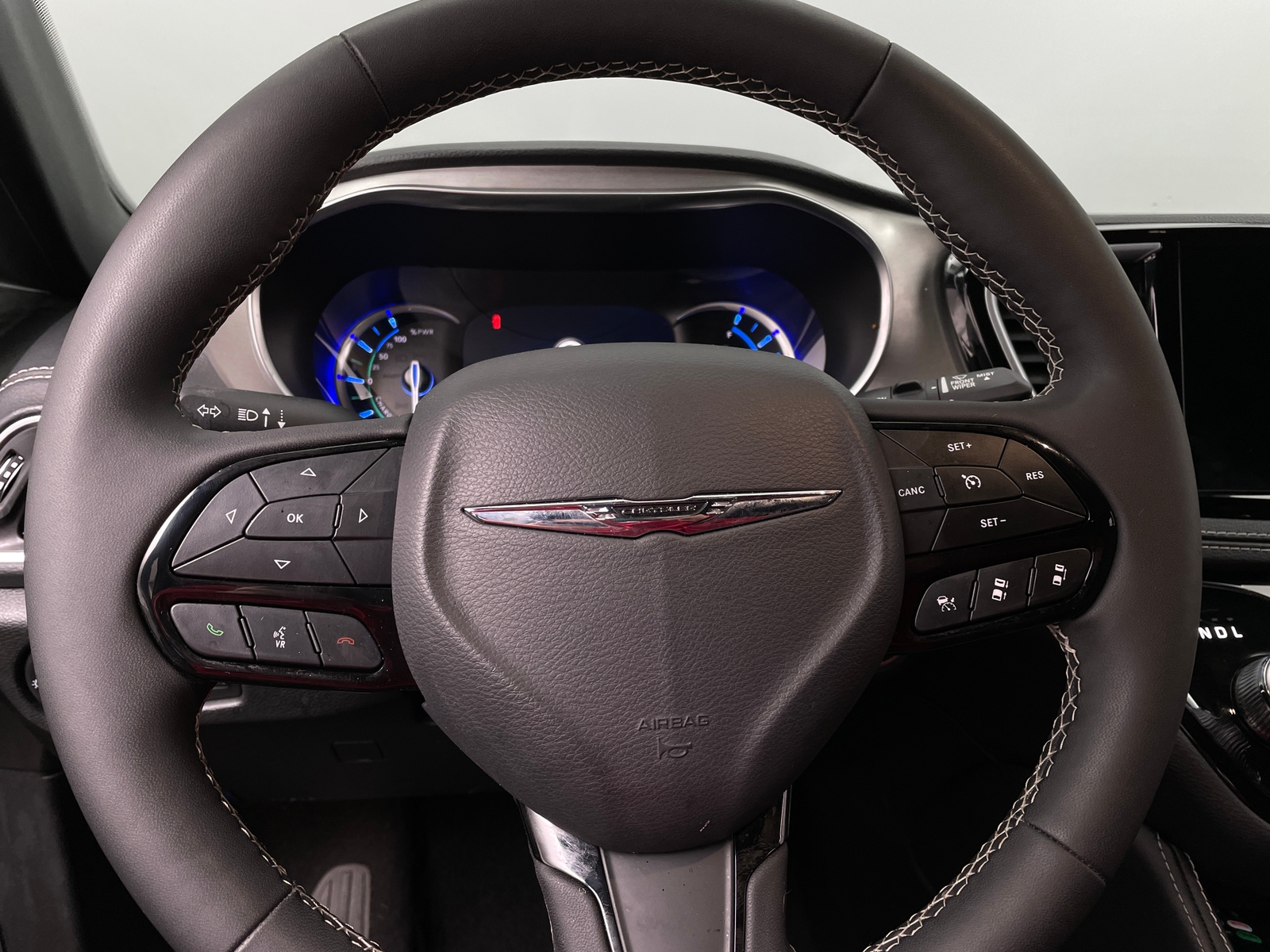 Thumbnail: 2024 Chrysler Pacifica - 4