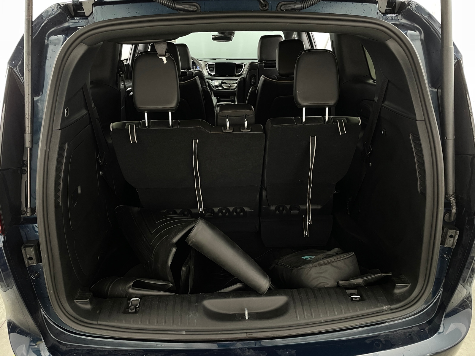 Thumbnail: 2024 Chrysler Pacifica - 6