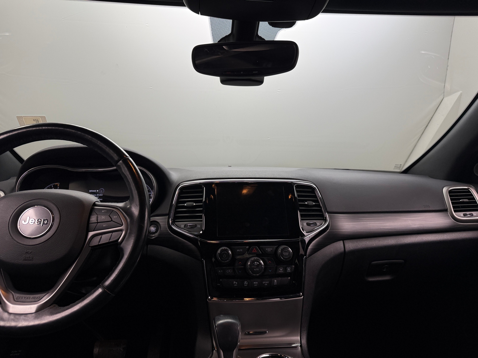 Thumbnail: 2020 Jeep Grand Cherokee - 3