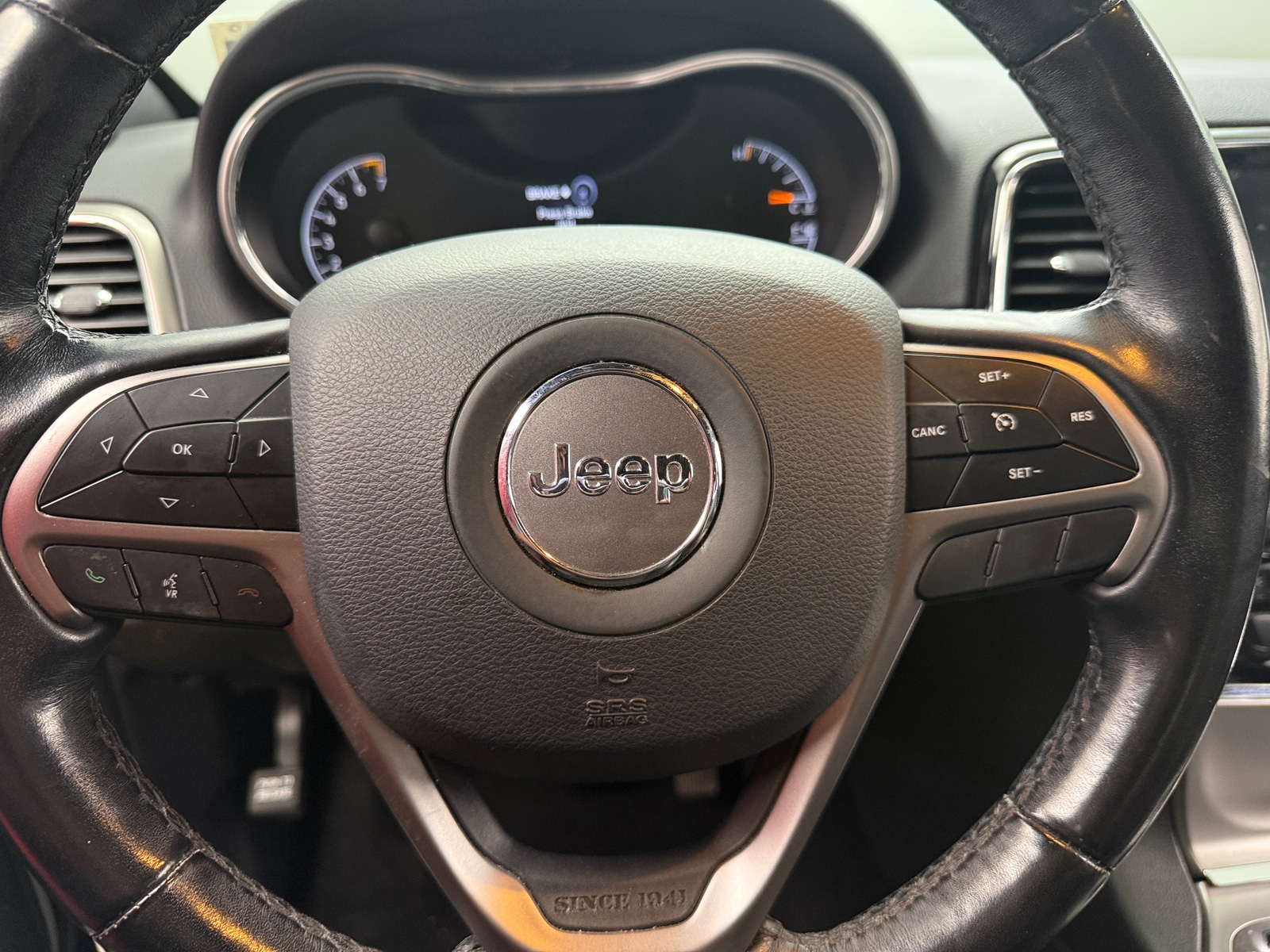 Thumbnail: 2020 Jeep Grand Cherokee - 5