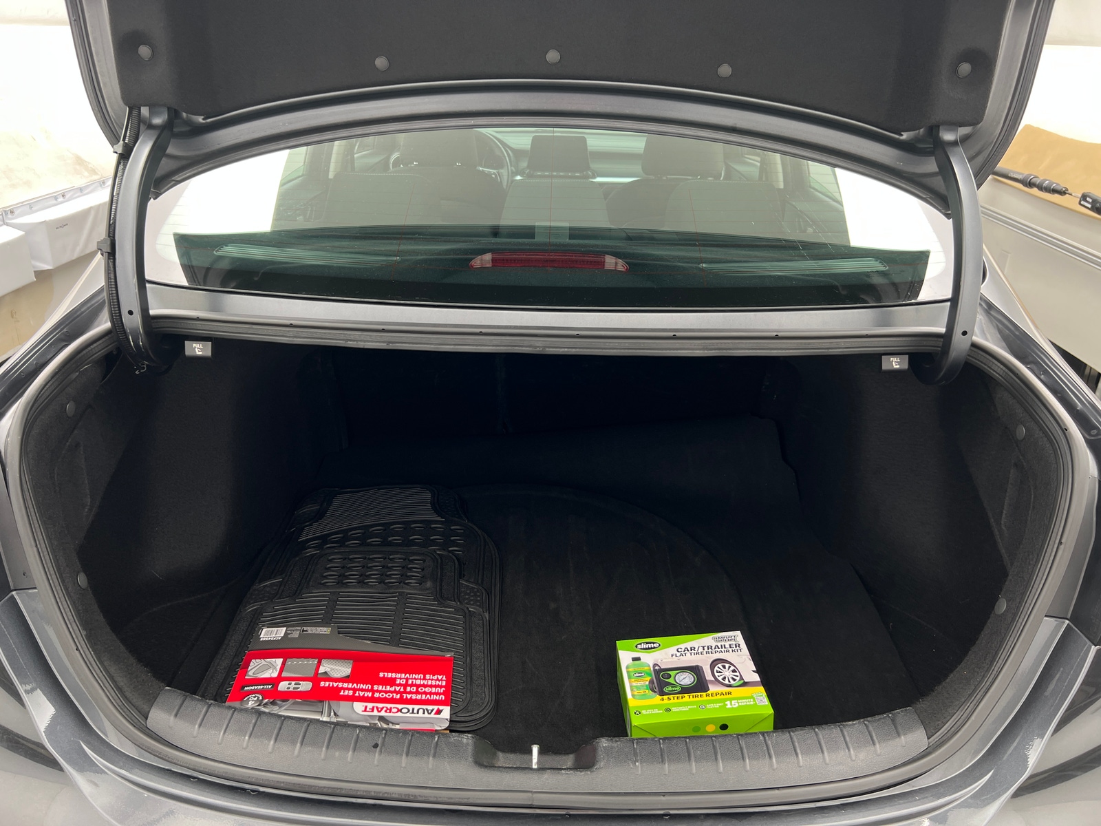 Thumbnail: 2024 Kia Forte - 7