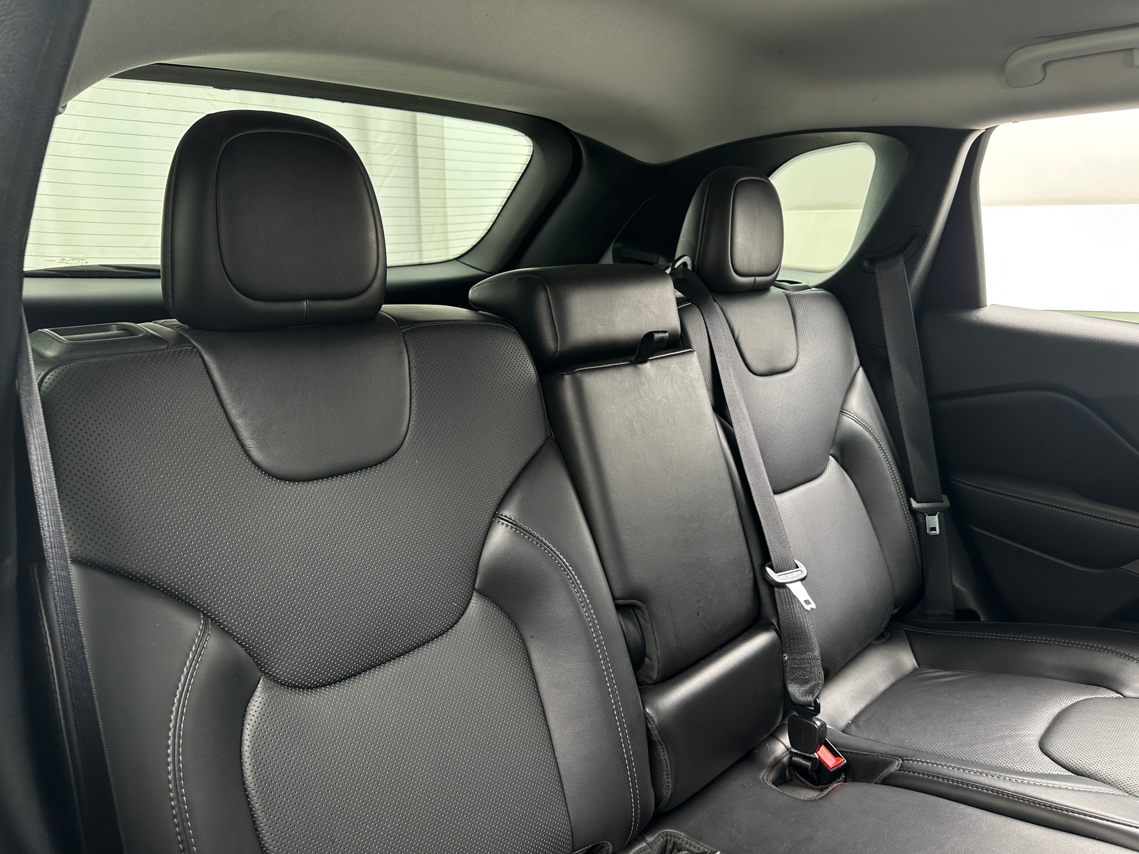 Thumbnail: 2020 Jeep Cherokee - 5