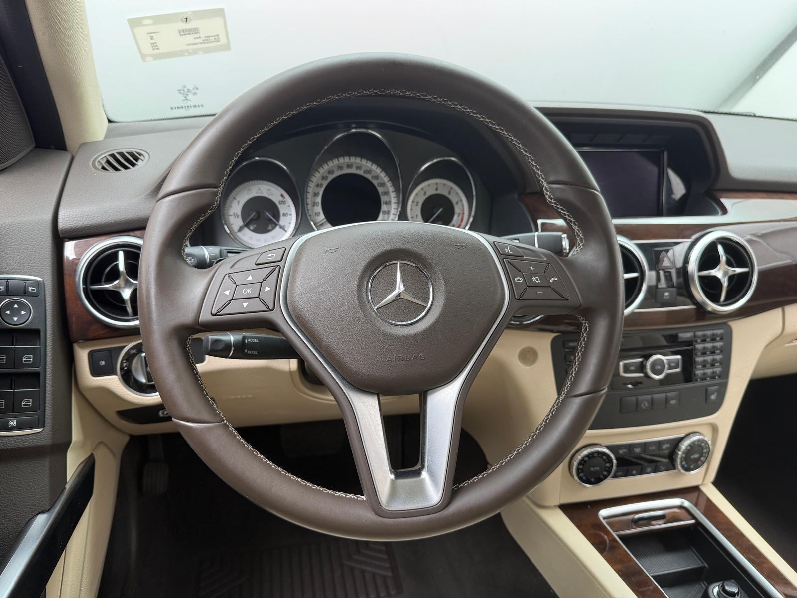Thumbnail: 2015 Mercedes-Benz GLK - 4