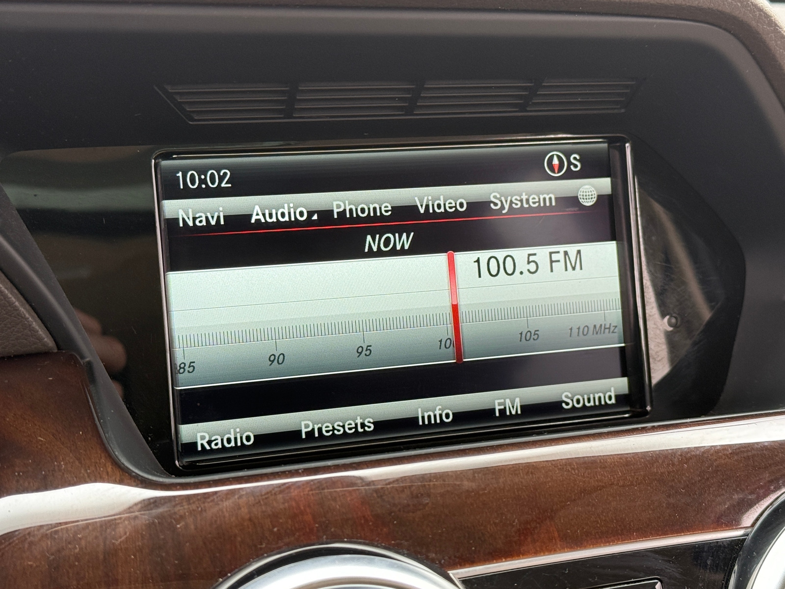 Thumbnail: 2015 Mercedes-Benz GLK - 3