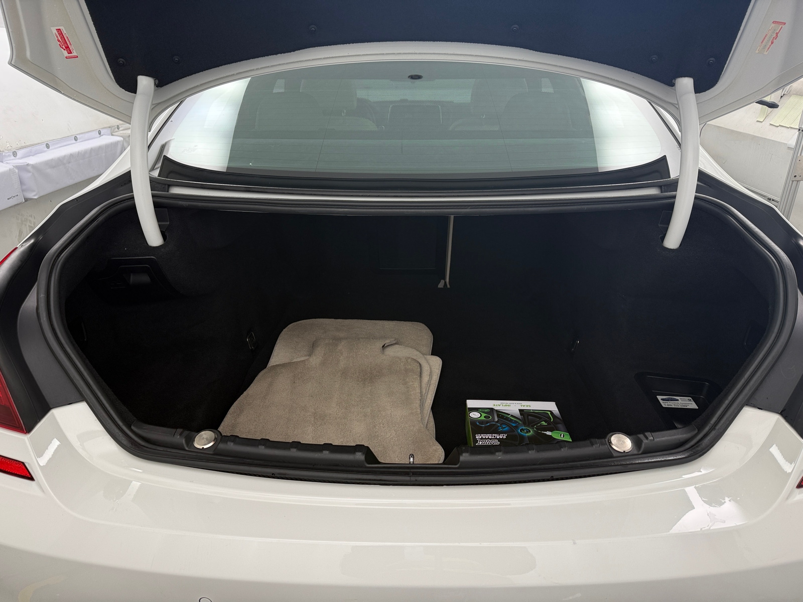 Thumbnail: 2016 BMW 6 Series - 6