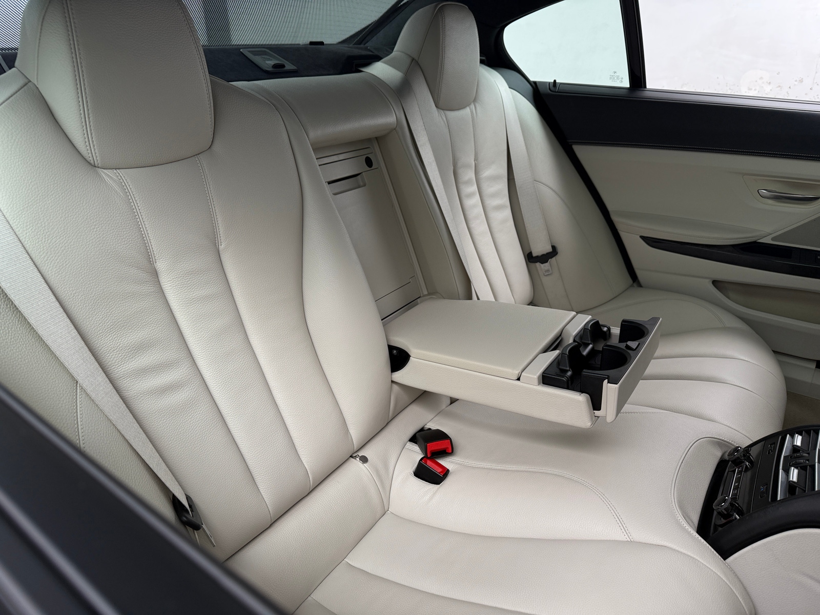 Thumbnail: 2016 BMW 6 Series - 5