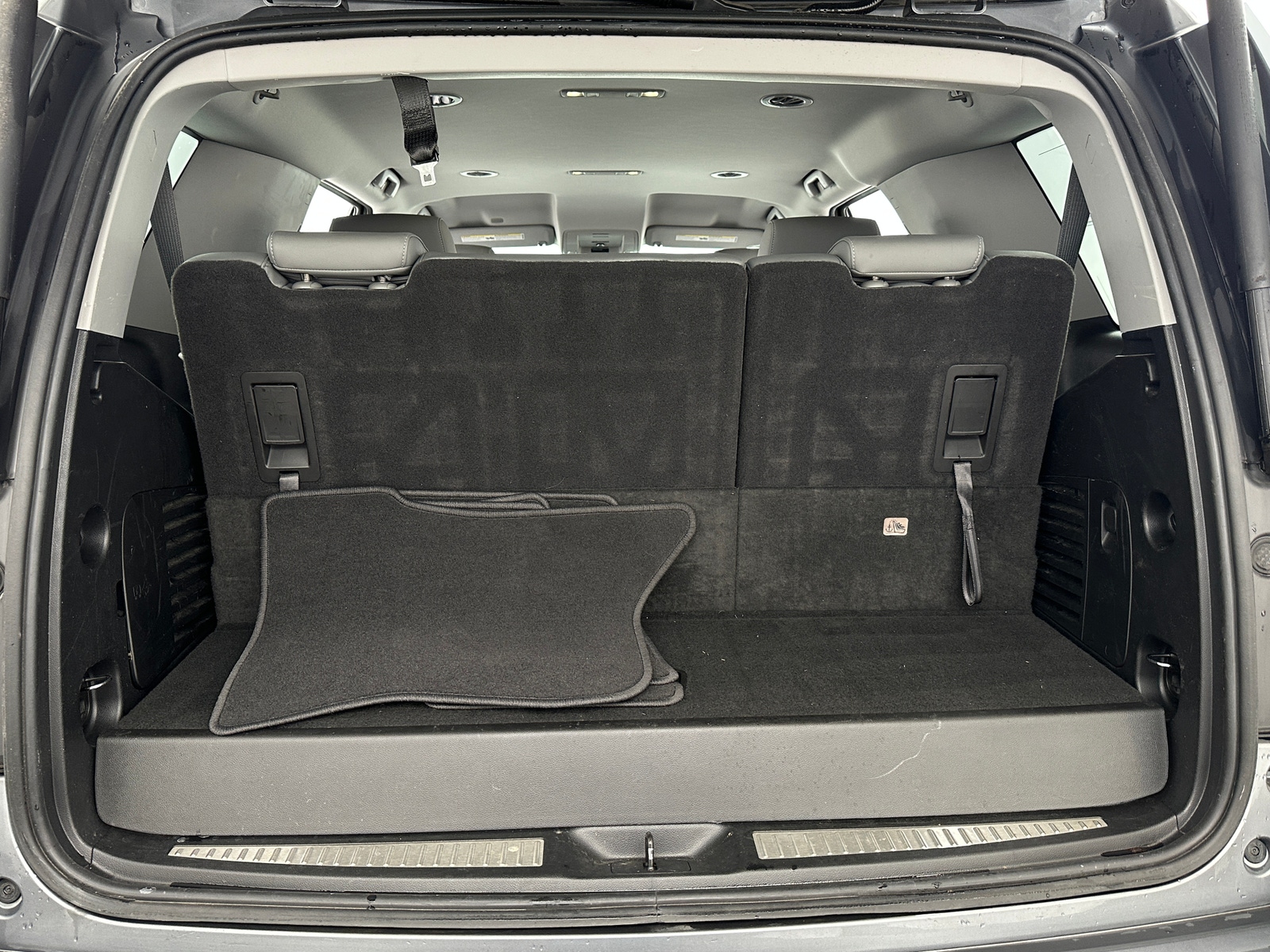 Thumbnail: 2020 Chevrolet Tahoe - 6