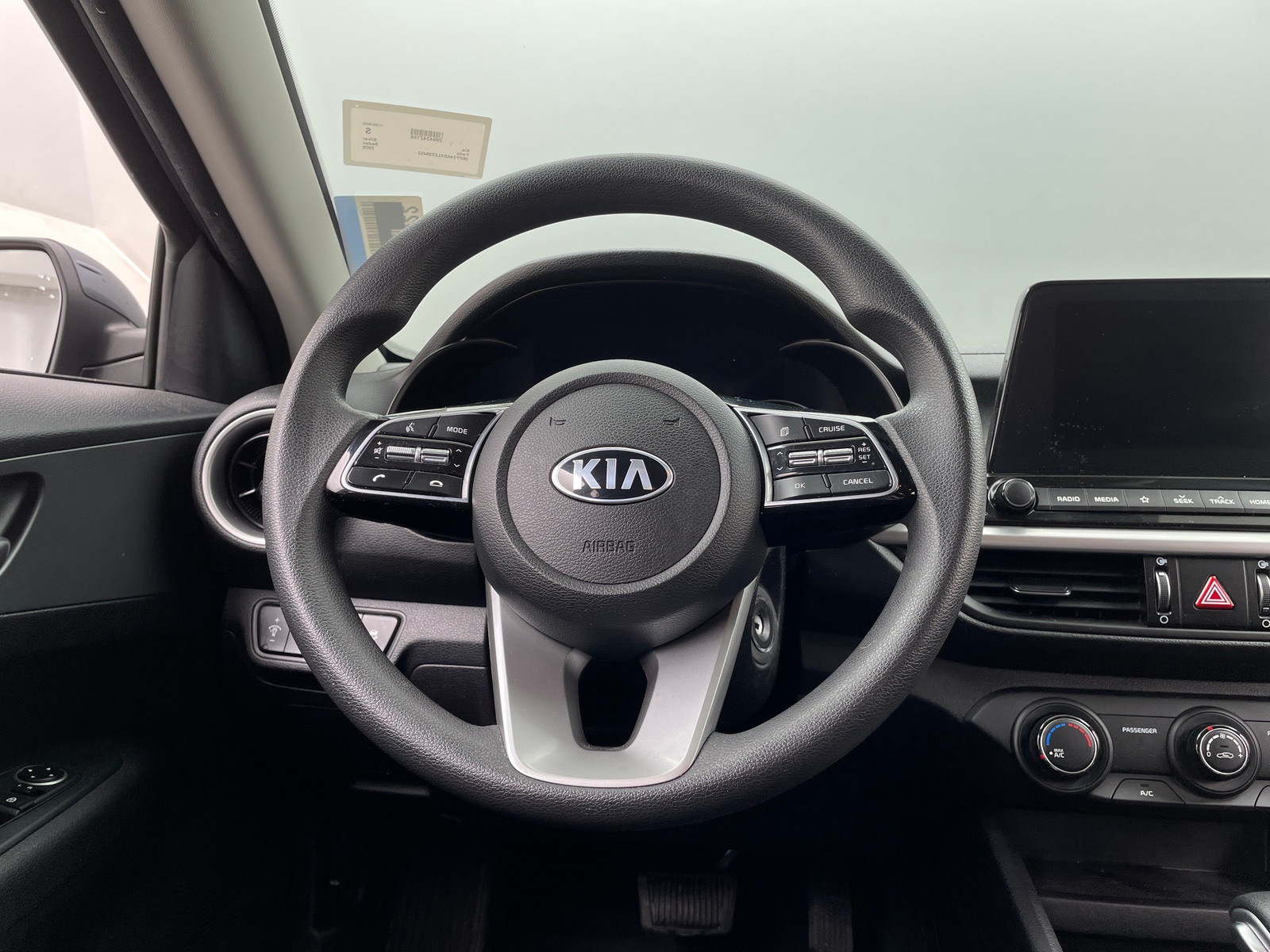 Thumbnail: 2020 Kia Forte - 5