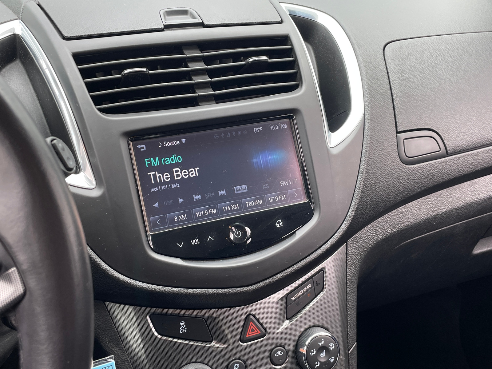 Thumbnail: 2015 Chevrolet Trax - 3