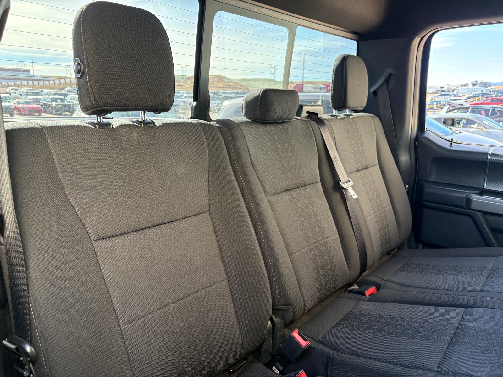 Thumbnail: 2018 Ford Econoline - 6