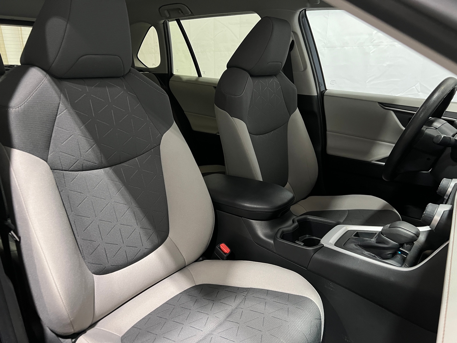 Thumbnail: 2022 Toyota RAV4 - 2