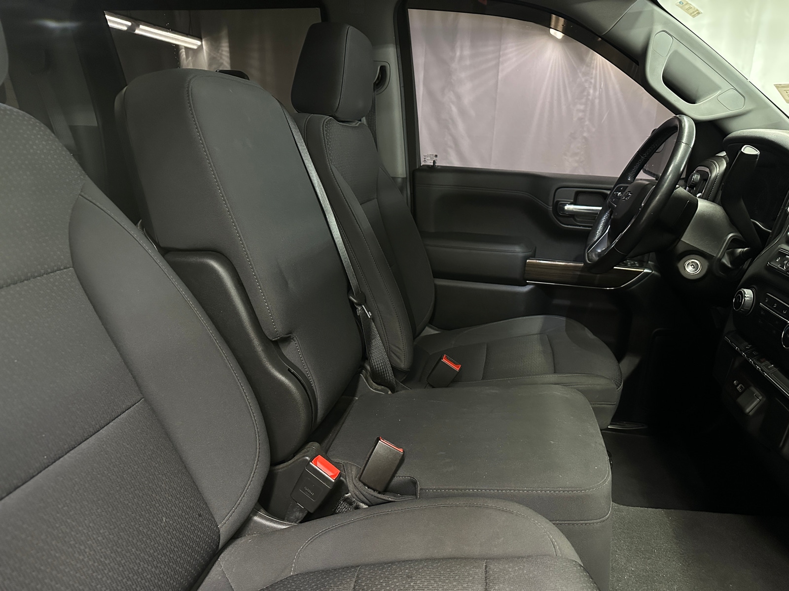 Thumbnail: 2021 Chevrolet Silverado 1500 - 2