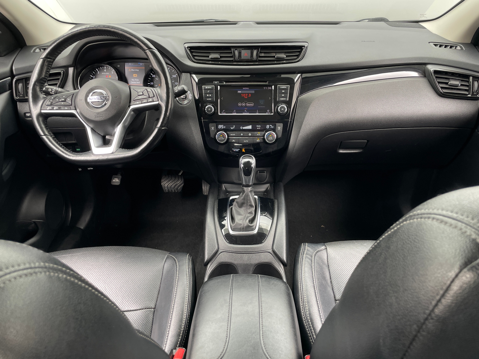 Thumbnail: 2021 Nissan Rogue Sport - 3