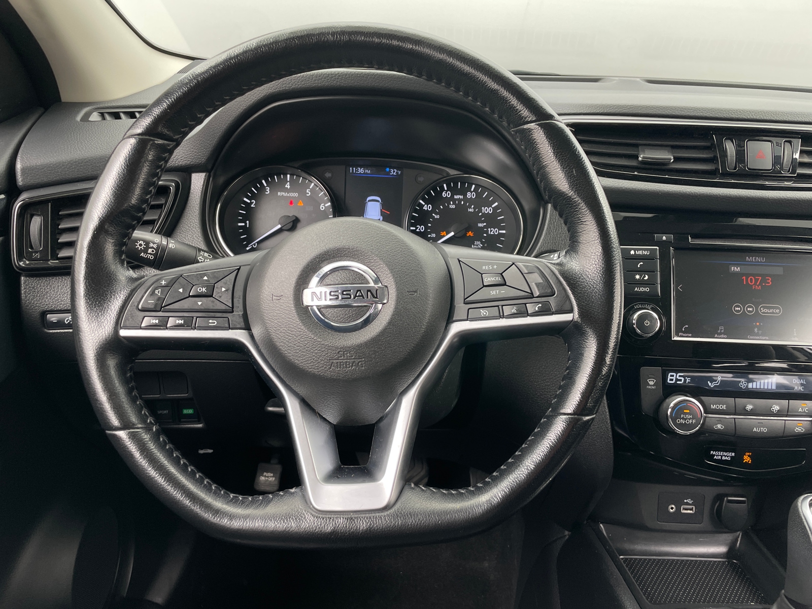 Thumbnail: 2021 Nissan Rogue Sport - 5